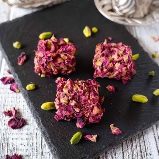 Turkish Delight with Rose Petals and Pistachios
